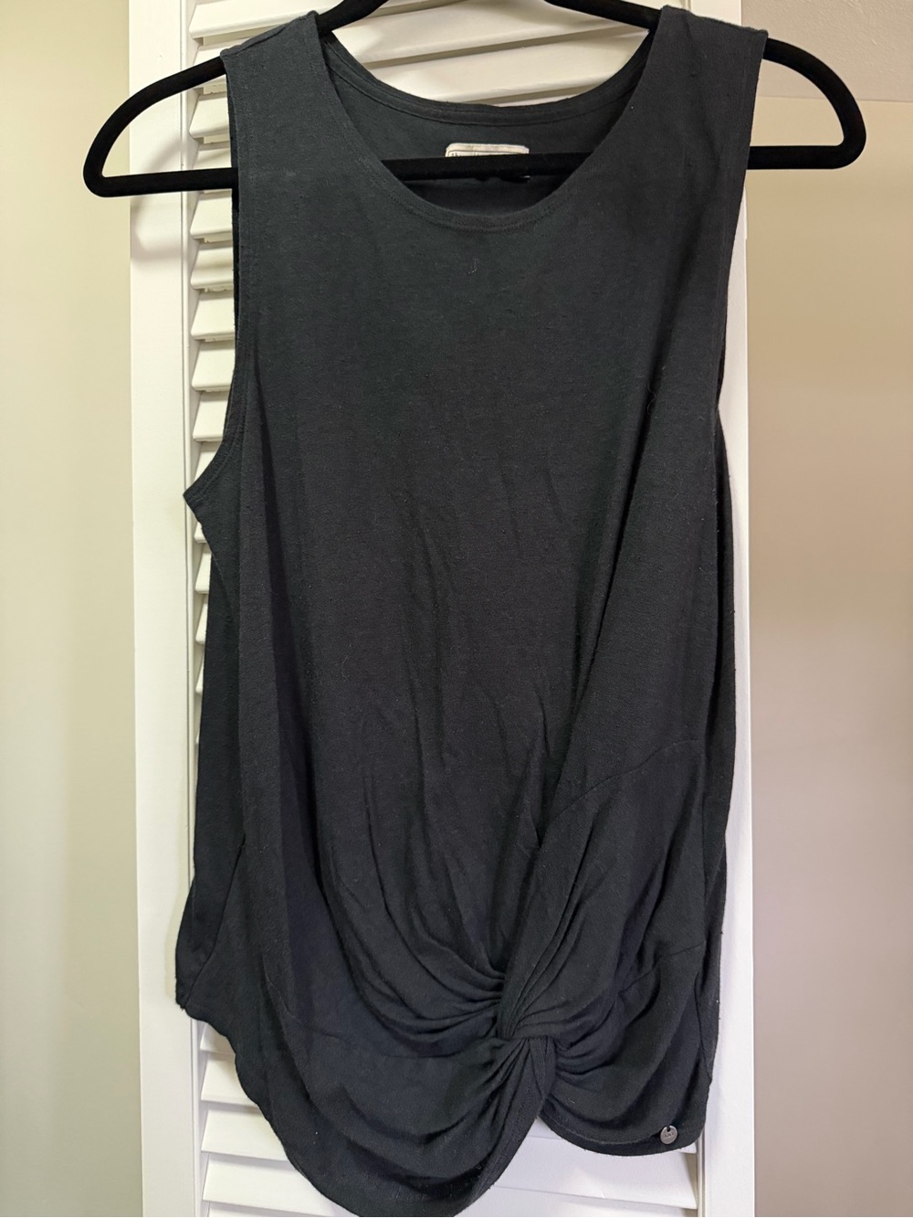 Sleeveless Twist-Front Tank Top - Abercrombie Black